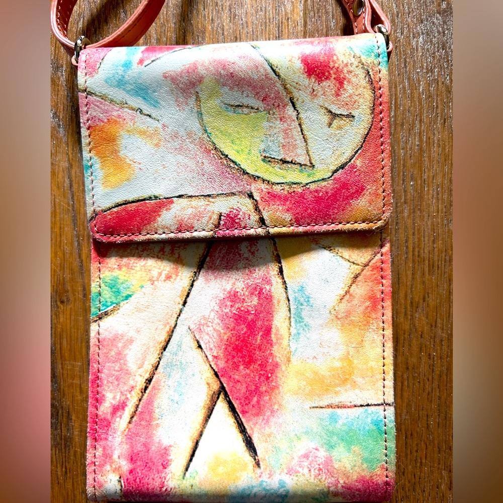 ICON Los Angeles, Crossbody wallet
